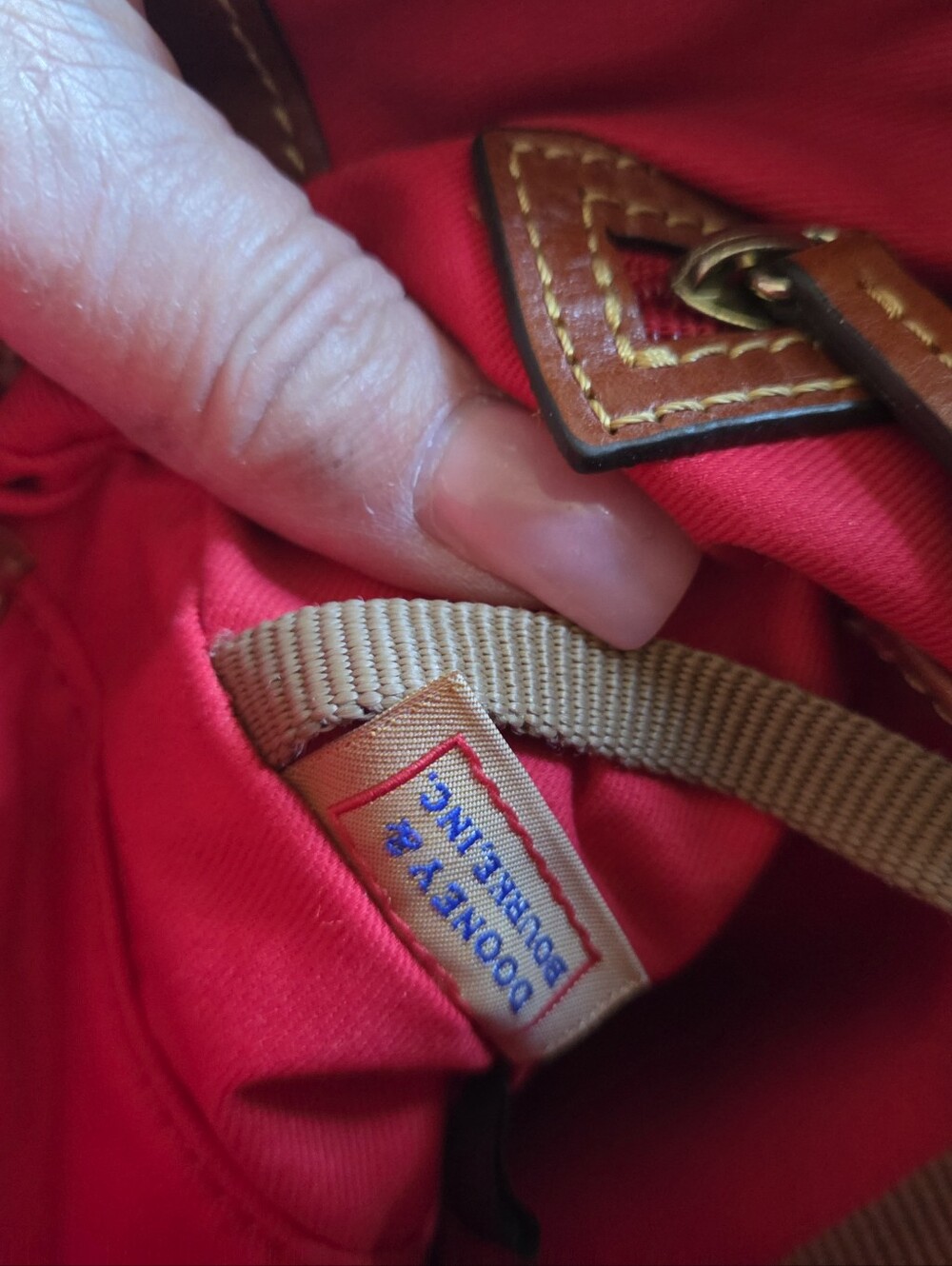 Dooney & Bourke Burgundy Nylon Crossbody with Gold Hardware ❤️💛 - Picture 8 of 10